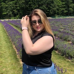 Meet your Posher, Meagan